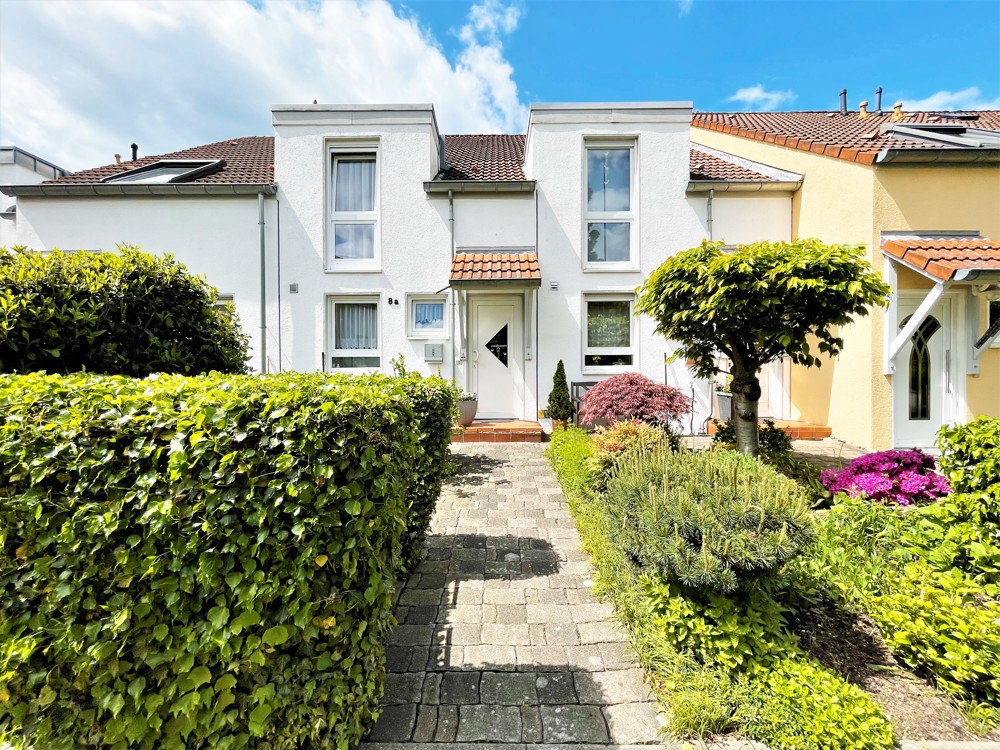 Angebotsverfahren: Gepflegtes Reihenmittelhaus in Dortmund-Oespel am Dorneywald!